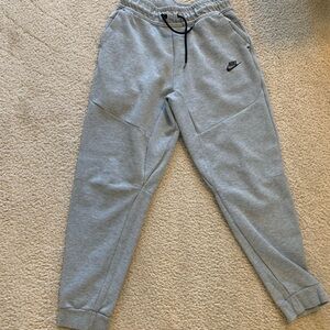 Nike Tech Fleece Jogger Pants; Boys Size XL in good condition.